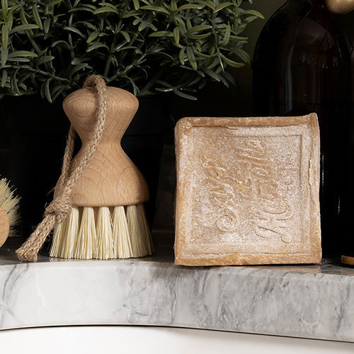 Soaps & Exfoliators