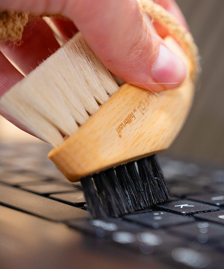 100% FSC Certified® Natural Laptop Brush With Dual Fill - Soft
