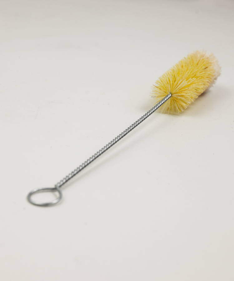 Natural Bottle & Tube Cleaning Brush – 30mm Diameter (Tampico & Cotton)